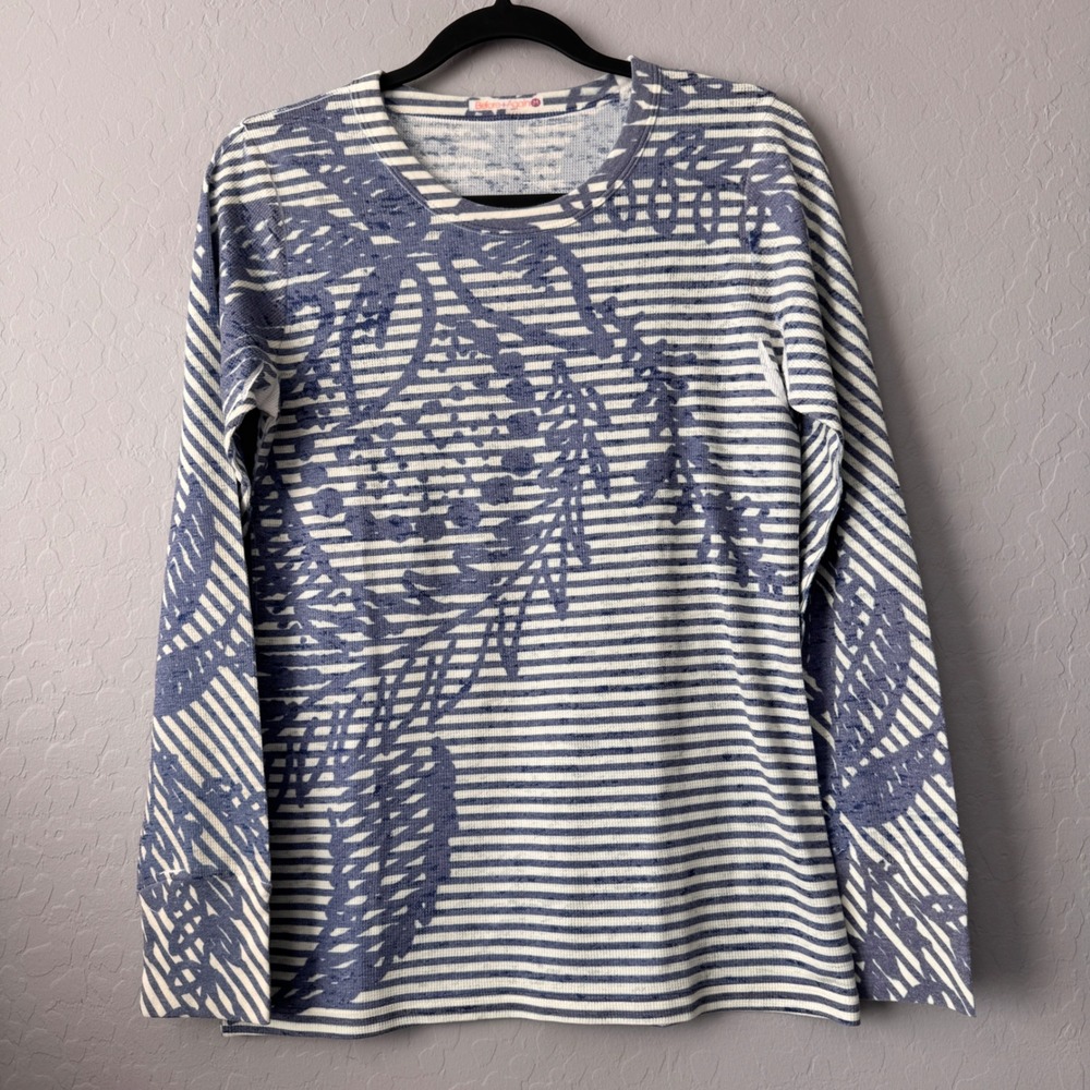 Before + Again Medium Thermal Top Blue Long Sleeve Striped Botanical Leaf Print